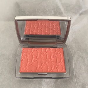 Dior Backstage Rosy Glow #004 Coral blush